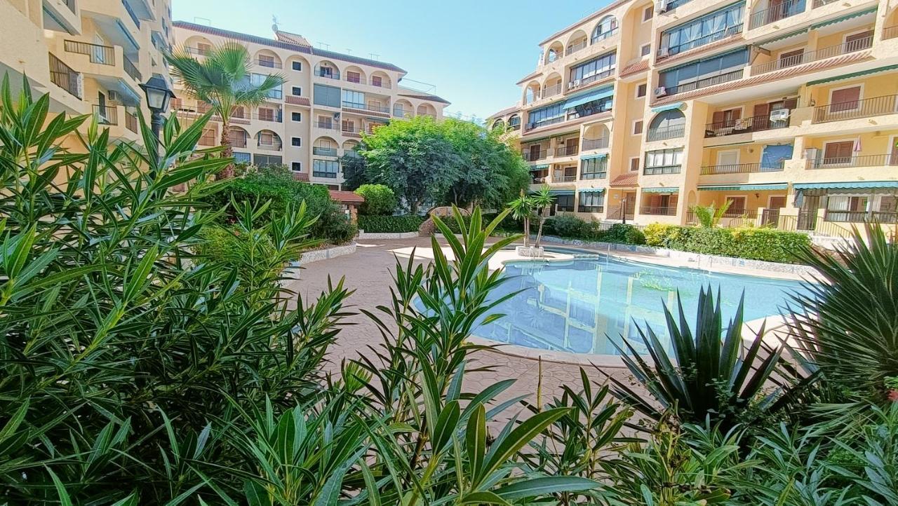 Grace Resident Studio Apartman La Mata  Exterior foto